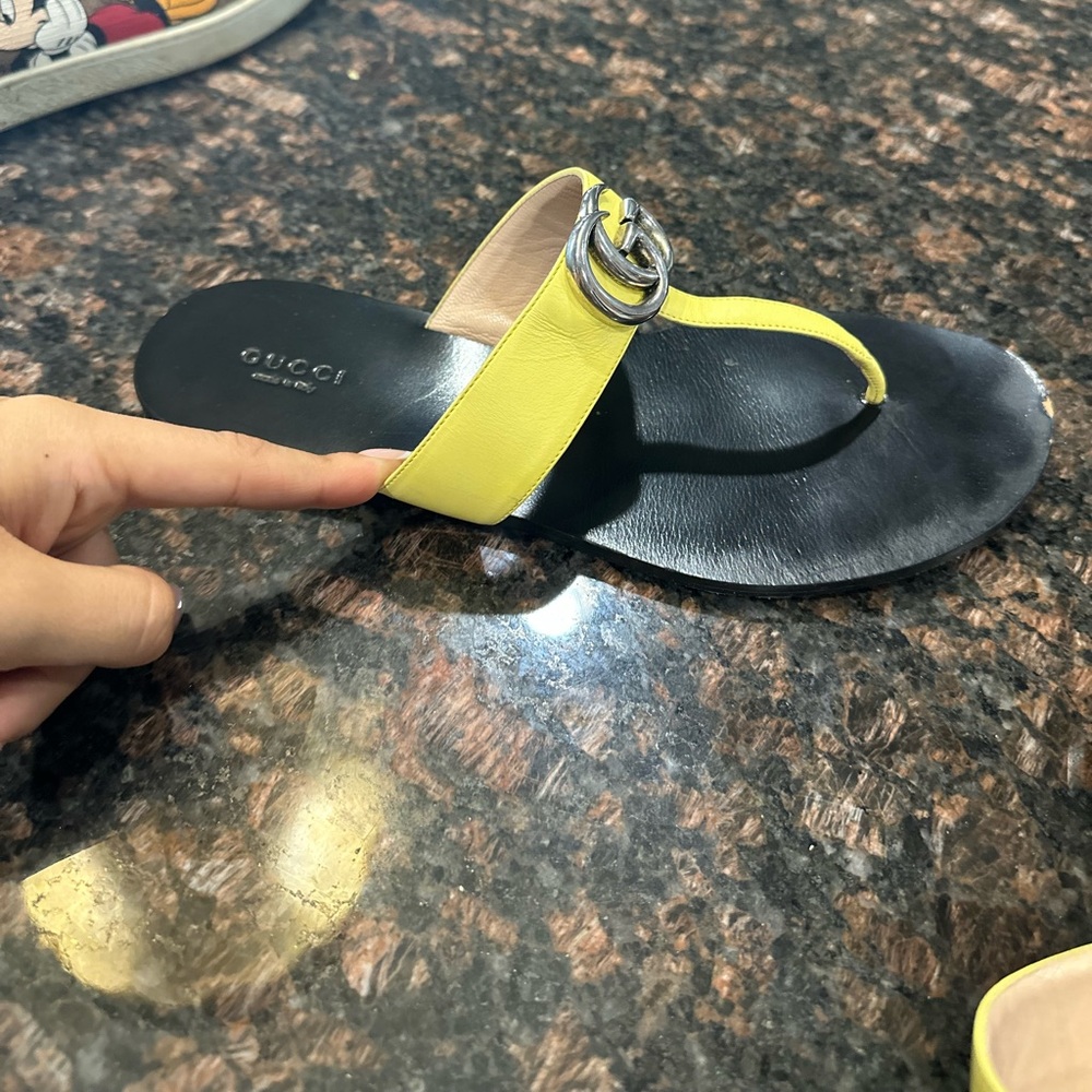 Gucci Flipflops - Picture 5 of 5